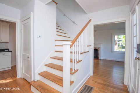 Tiny photo for 2000 Fairmont Blvd, Knoxville, TN 37917 (MLS # 1337782)