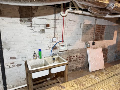 Tiny photo for 2000 Fairmont Blvd, Knoxville, TN 37917 (MLS # 1337782)