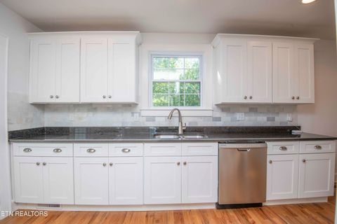 Tiny photo for 2000 Fairmont Blvd, Knoxville, TN 37917 (MLS # 1337782)