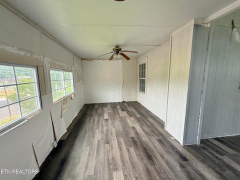 Tiny photo for 406 Church Ave, Rocky Top, TN 37769 (MLS # 1353349)