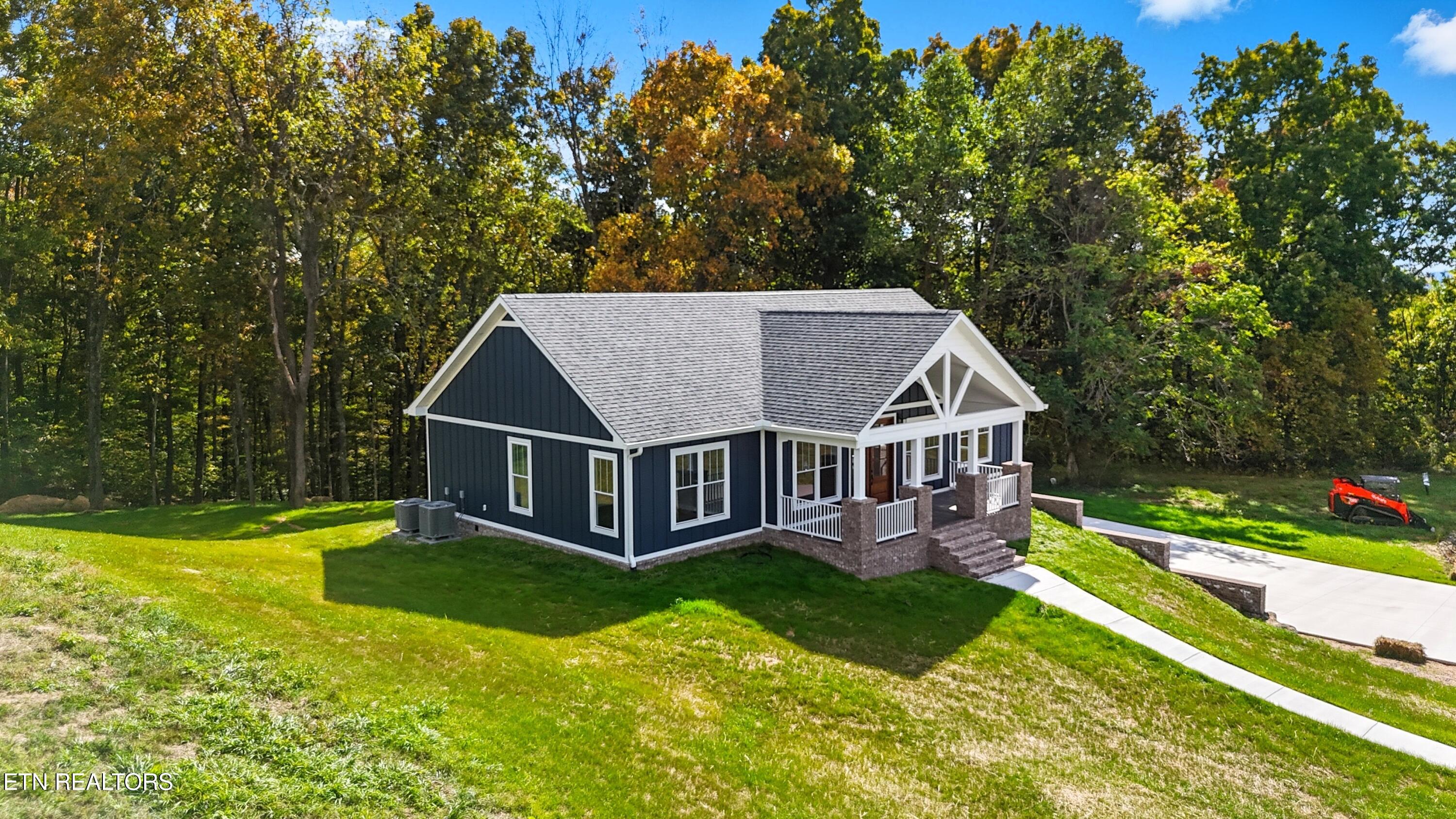 135 Jade Lane Lane