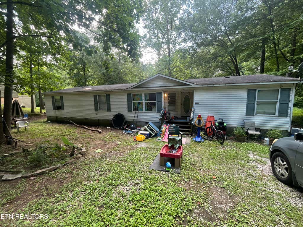 Photo of 8133 Paradise Drive, Powell, TN 37849 (MLS # 1351001)