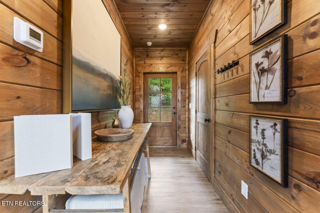 1143 Upper Alpine Way 1