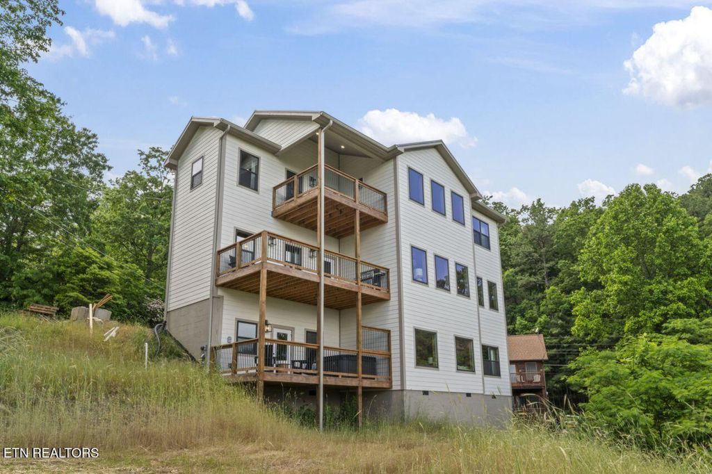 Photo of 1143 Upper Alpine Way Way #1, Gatlinburg, TN 37738 (MLS # 1302901)