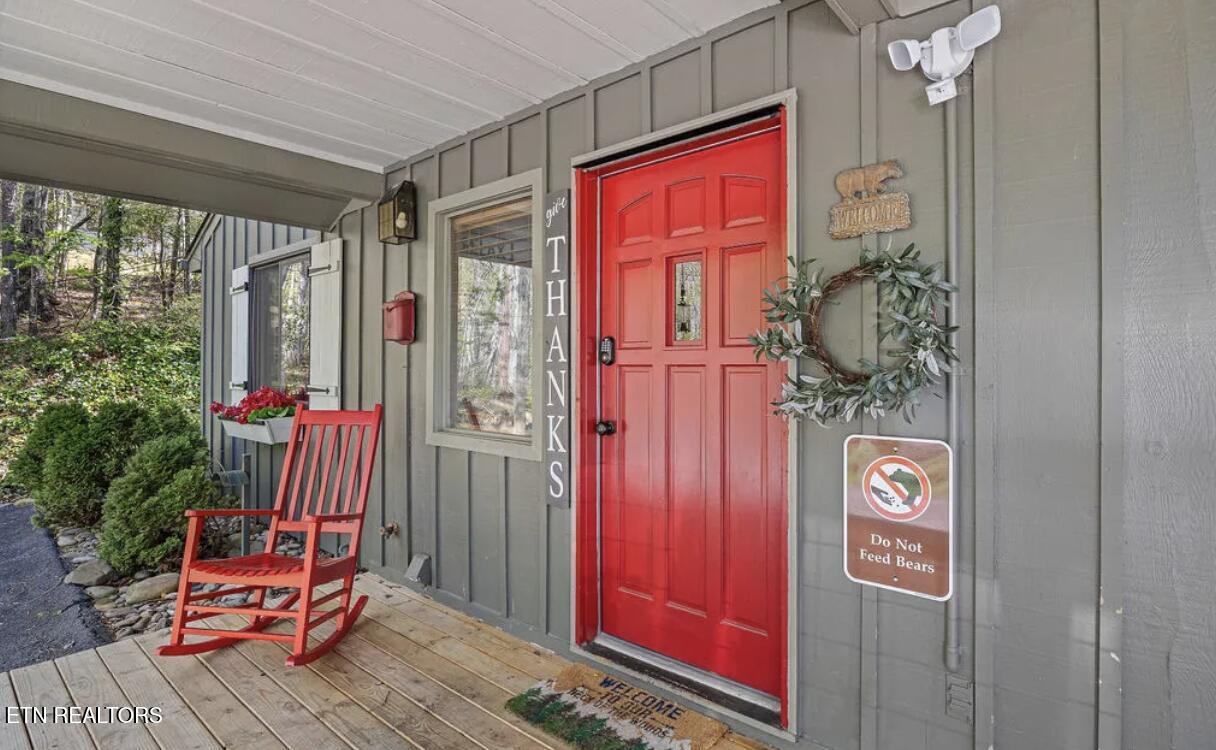 725 Sunshine Trail