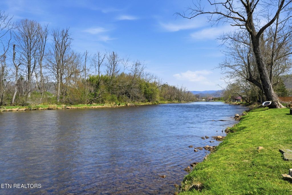 Photo of 135 Brandywine Place, Elizabethton, TN 37643 (MLS # 1339564)