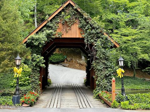 Tiny photo for 831 Bear Run Way, Sevierville, TN 37862 (MLS # 1341729)