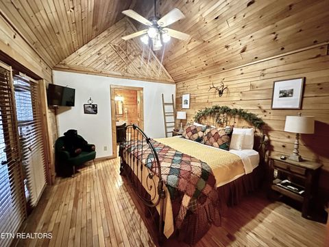 Tiny photo for 831 Bear Run Way, Sevierville, TN 37862 (MLS # 1341729)