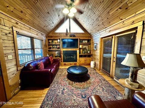 Tiny photo for 831 Bear Run Way, Sevierville, TN 37862 (MLS # 1341729)