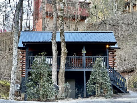 Tiny photo for 831 Bear Run Way, Sevierville, TN 37862 (MLS # 1341729)