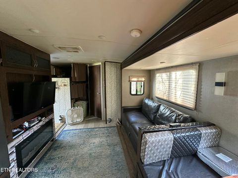 Tiny photo for 341 Dwyer Drive, Crossville, TN 38572 (MLS # 1324470)