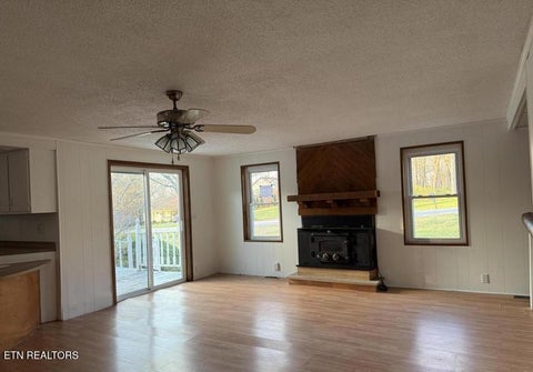 Tiny photo for 424 Lakeview Drive, Crossville, TN 38558 (MLS # 1357418)
