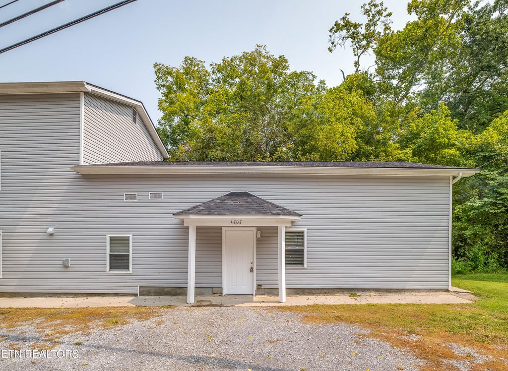 Photo of 4707 Wildwood Rd, Maryville, TN 37804 (MLS # 1314258)