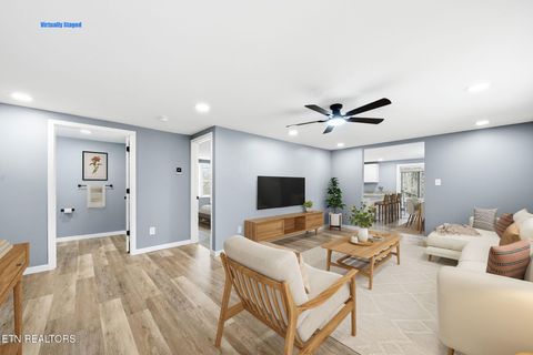 Tiny photo for 6202 Strawberry Plains Pike, Knoxville, TN 37914 (MLS # 1328332)