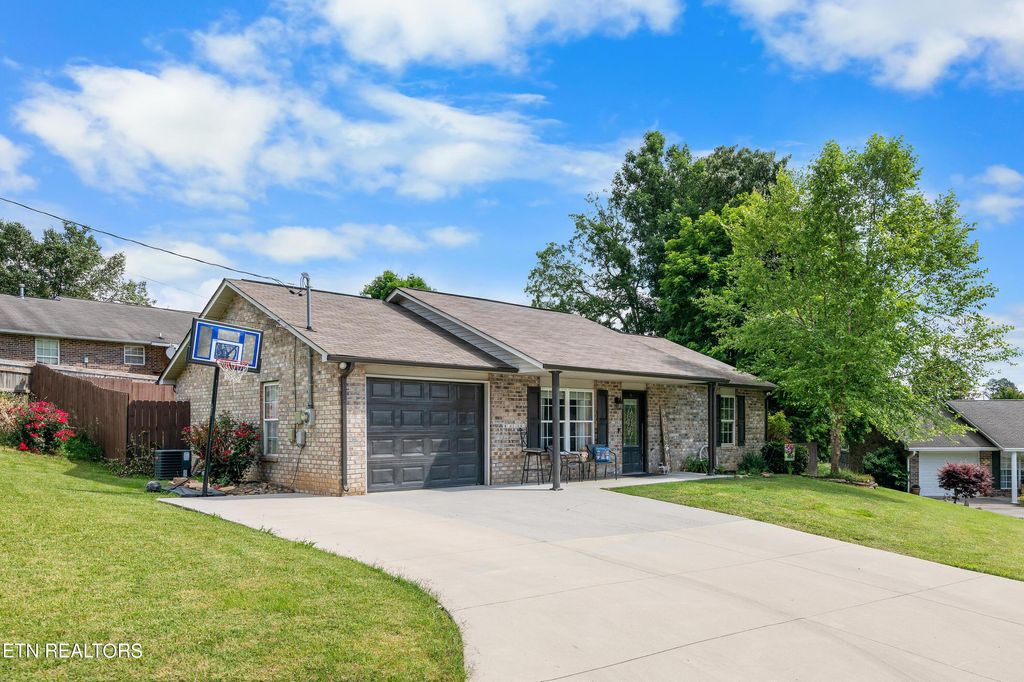 Photo of 7512 Bathsheba Lane, Corryton, TN 37721 (MLS # 1264958)
