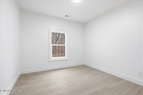 Tiny photo for 518 Gohi Tr, Vonore, TN 37885 (MLS # 1330107)