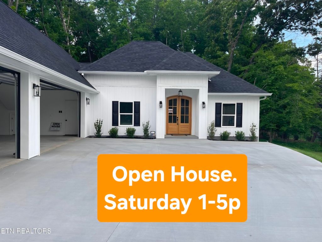Photo of 518 Gohi Tr, Vonore, TN 37885 (MLS # 1330107)