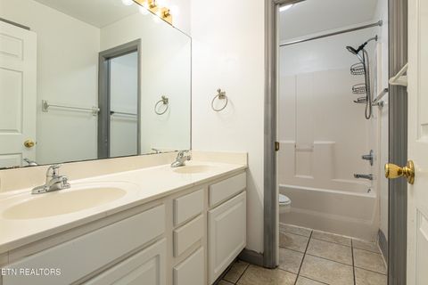 Tiny photo for 2201 Franklin Station Way #301, Knoxville, TN 37916 (MLS # 1342400)