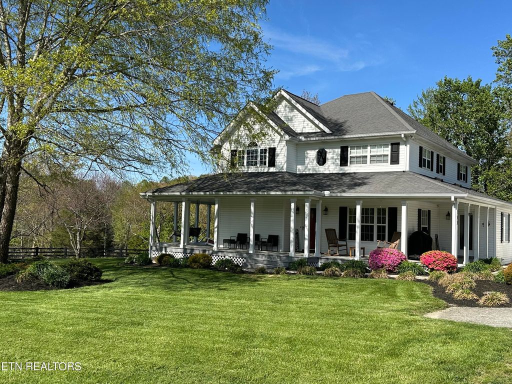 Photo of 133 Coolidge Rd, LaFollette, TN 37766 (MLS # 1302257)
