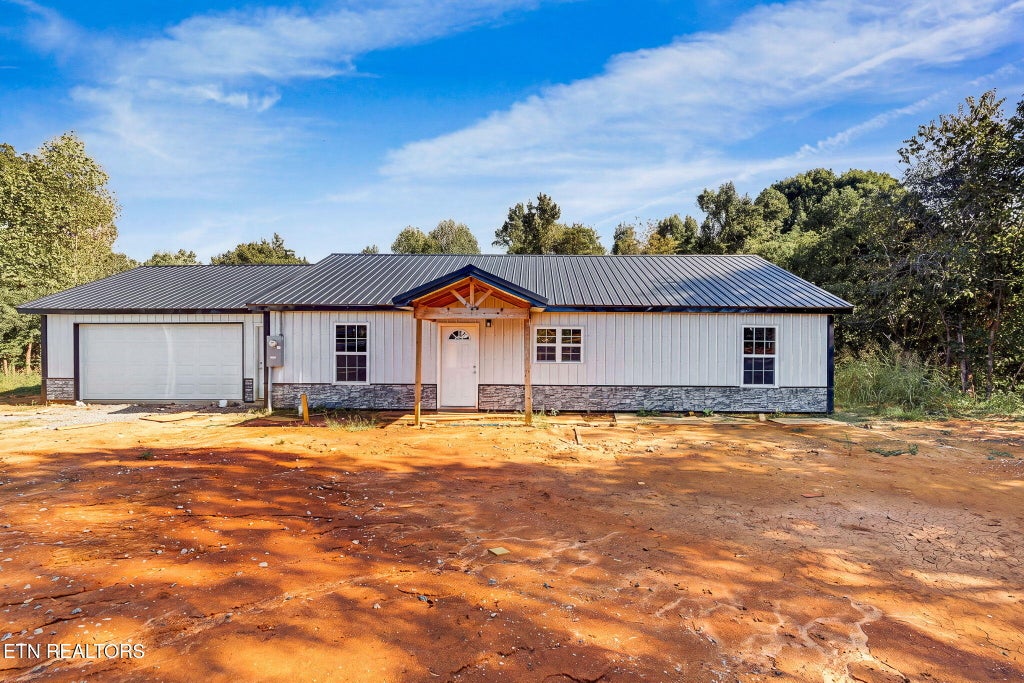 Photo of 367 N Fork Rd, Madisonville, TN 37354 (MLS # 1357944)