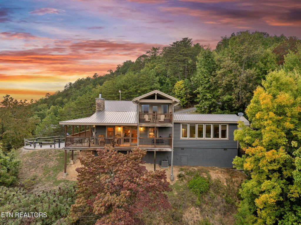 Photo of 1850 Timber Ridge Way, Sevierville, TN 37876 (MLS # 1317208)