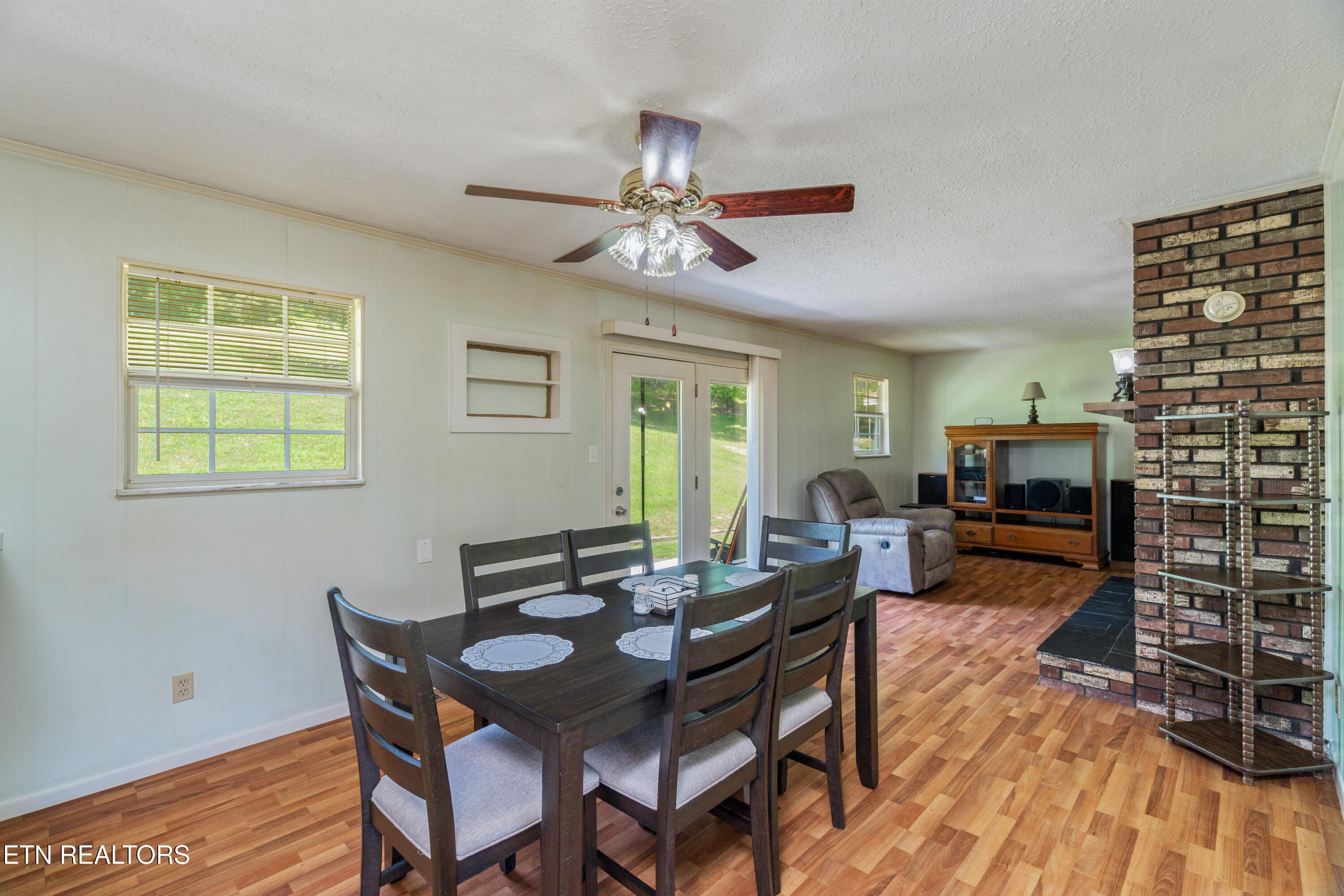 154 Swan Seymour Rd