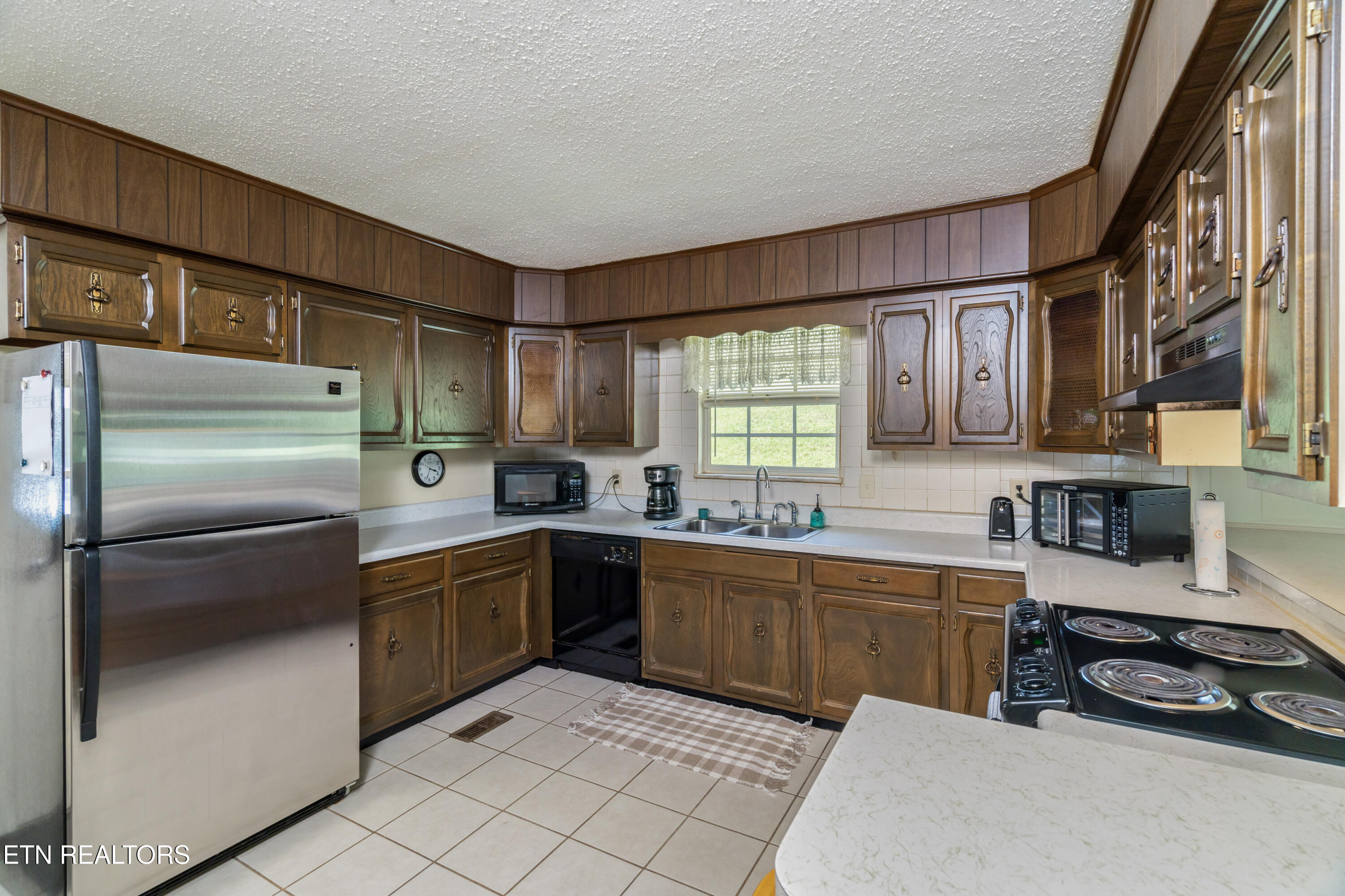 154 Swan Seymour Rd