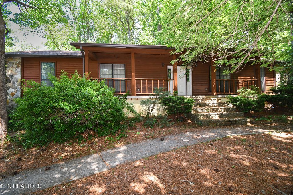 Photo of 4436 Timberlake Drive, Louisville, TN 37777 (MLS # 1339654)