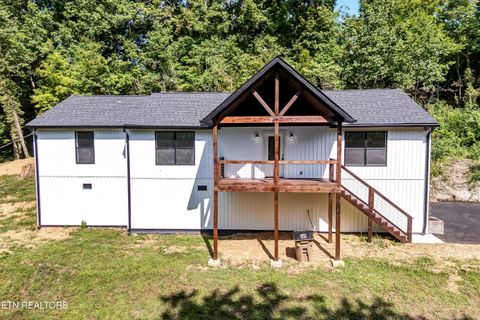 101 SW Larry Drive Knoxville TN 37920