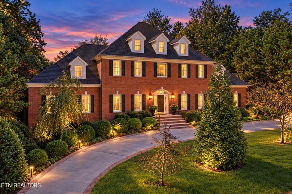142 CENTER PARK LN, OAK RIDGE, TN 37830 - Image e13ff783b4cafcaa7e4ae122ab27f773/81894261