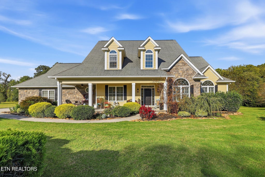 Photo of 2678 Creekstone Circle, Maryville, TN 37804 (MLS # 1358806)