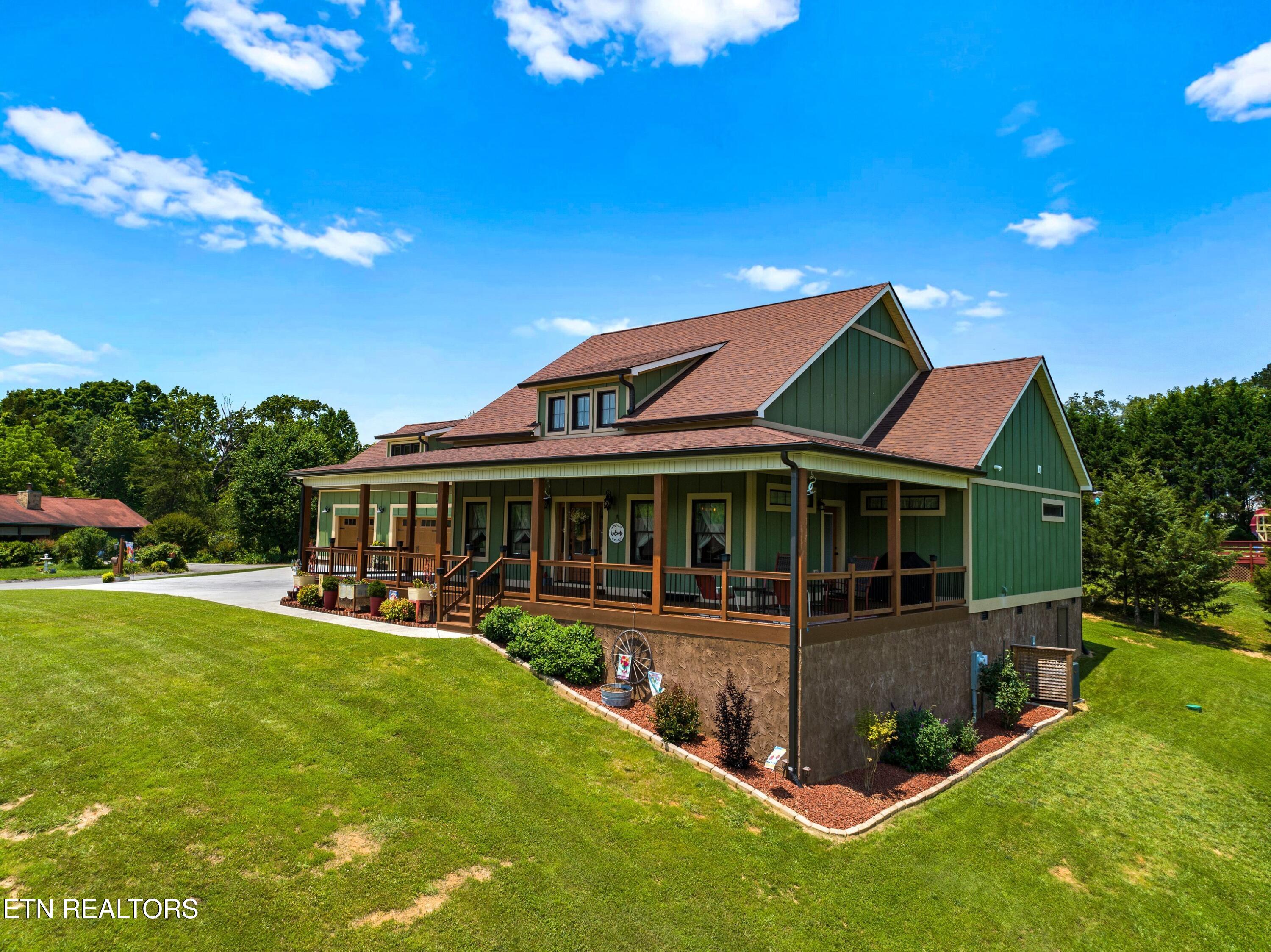 2545 Amanda Lane