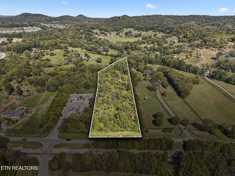 Photo of 3012 Wilson Pike, Franklin, TN 37067 (MLS # 1319176)