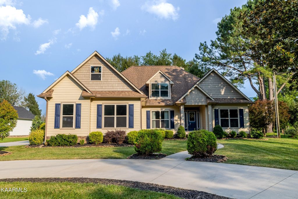 Photo of 232 Riverview Rd, Townsend, TN 37882 (MLS # 1234645)