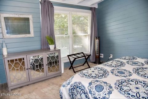 Tiny photo for 226 Deer Run Point, LaFollette, TN 37766 (MLS # 1317890)