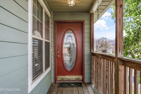 Photo of 201 Valley Drive, Pigeon Forge, TN 37863 (MLS # 1322622)