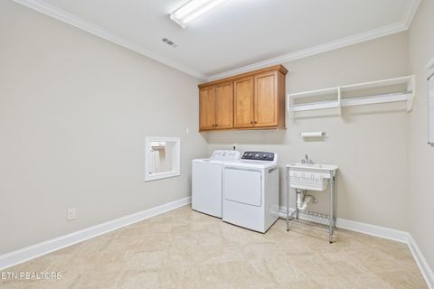 Tiny photo for 401 Eisenhower St, Knoxville, TN 37934 (MLS # 1316153)