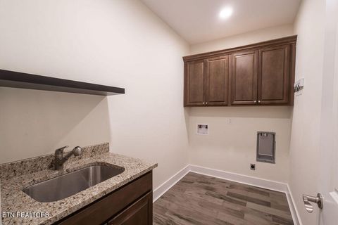 Tiny photo for 1554 Mountain Drive, Lenoir City, TN 37772 (MLS # 1330681)