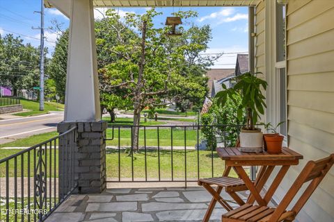 Tiny photo for 708 E Woodland Ave #708, Knoxville, TN 37917 (MLS # 1346922)