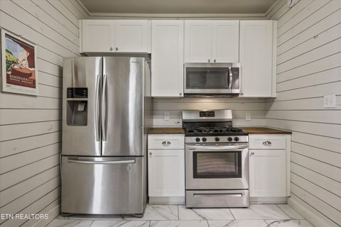 Tiny photo for 708 E Woodland Ave #708, Knoxville, TN 37917 (MLS # 1346922)