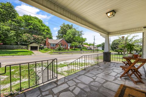 Tiny photo for 708 E Woodland Ave #708, Knoxville, TN 37917 (MLS # 1346922)