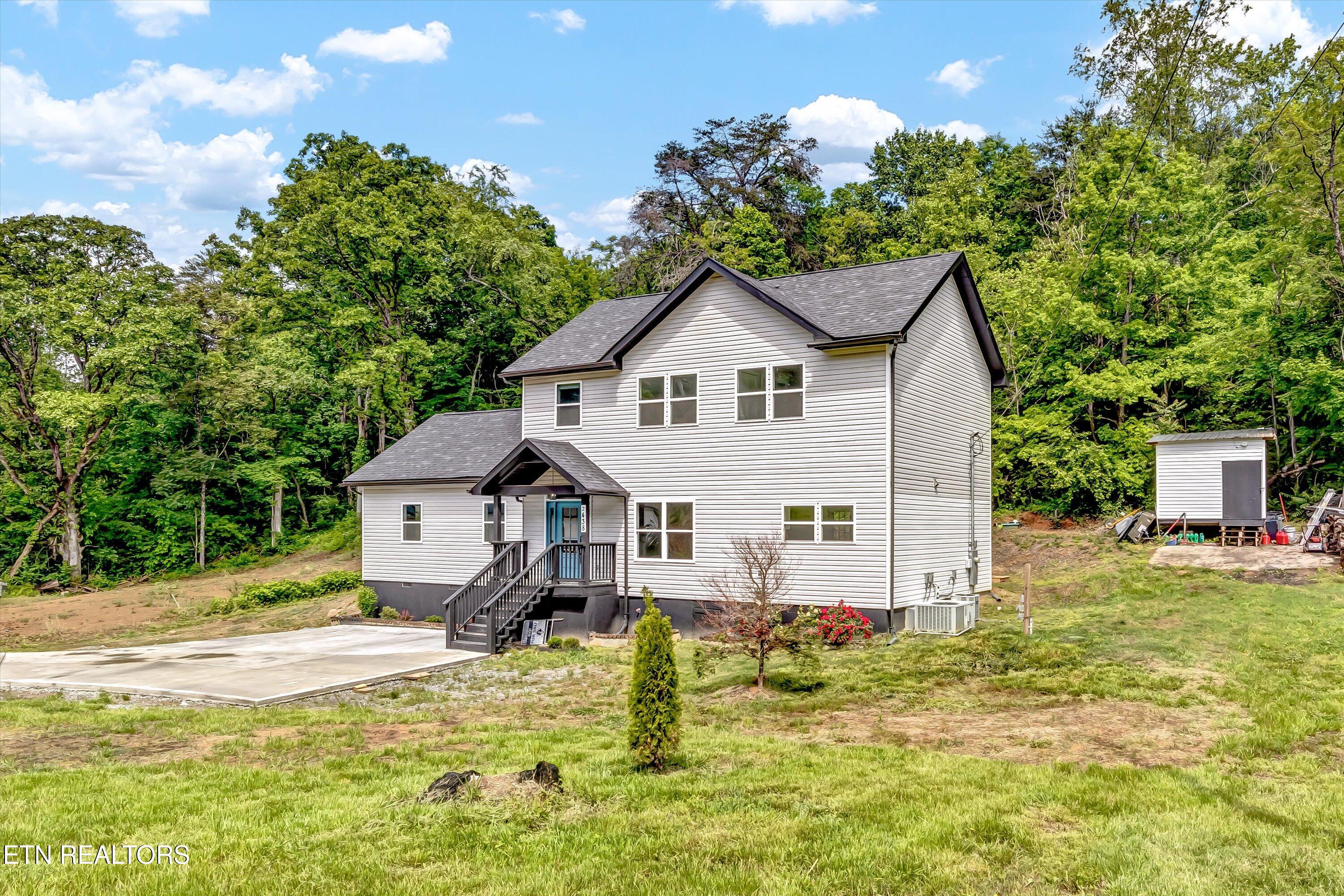 2438 Daniels Drive