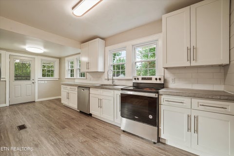 Tiny photo for 5900 Hyatt Rd, Knoxville, TN 37918 (MLS # 1355825)