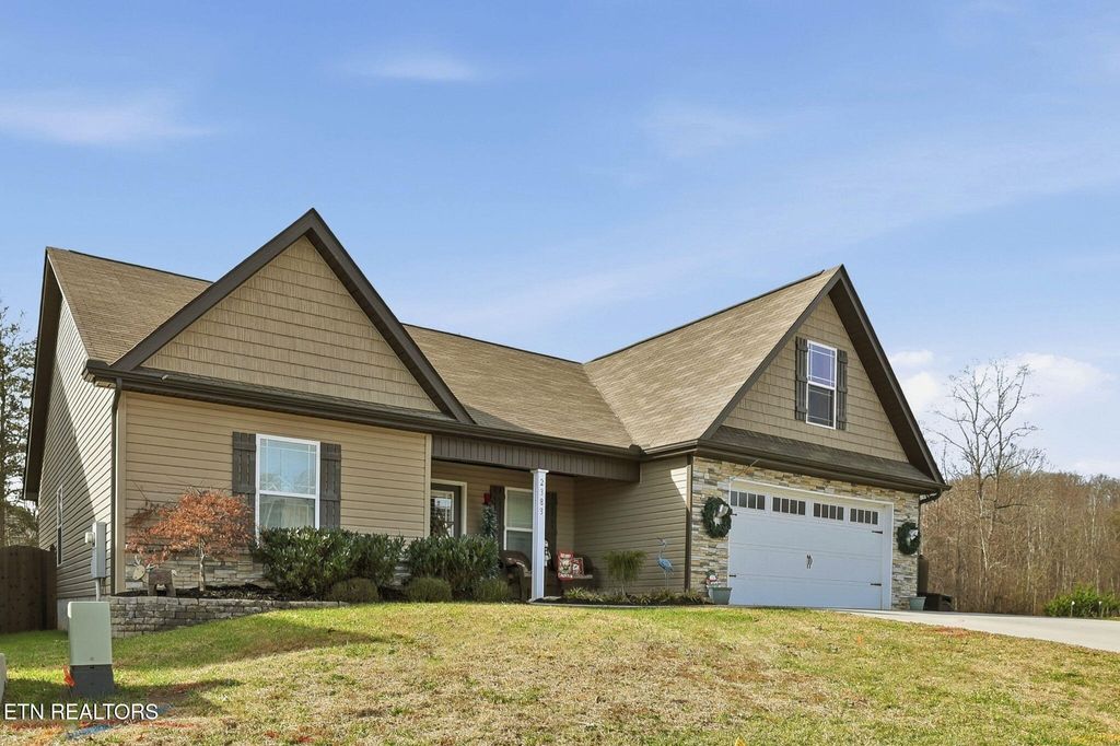 Photo of 2383 Eppie Cove Lane, Knoxville, TN 37931 (MLS # 1323949)