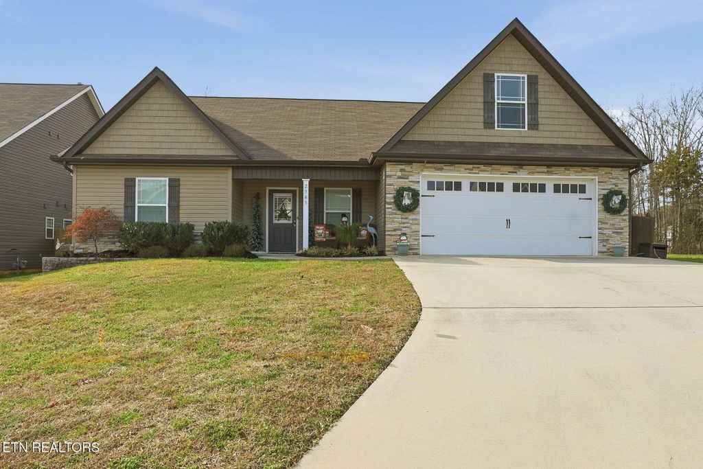 Photo of 2383 Eppie Cove Lane, Knoxville, TN 37931 (MLS # 1323949)