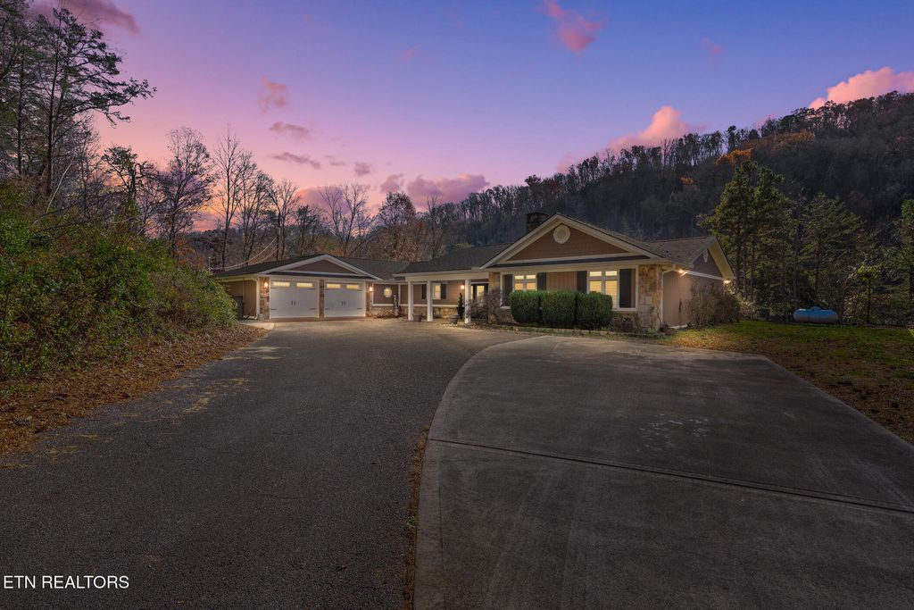 Photo of 4149 Watson Court, Pigeon Forge, TN 37863 (MLS # 1322705)
