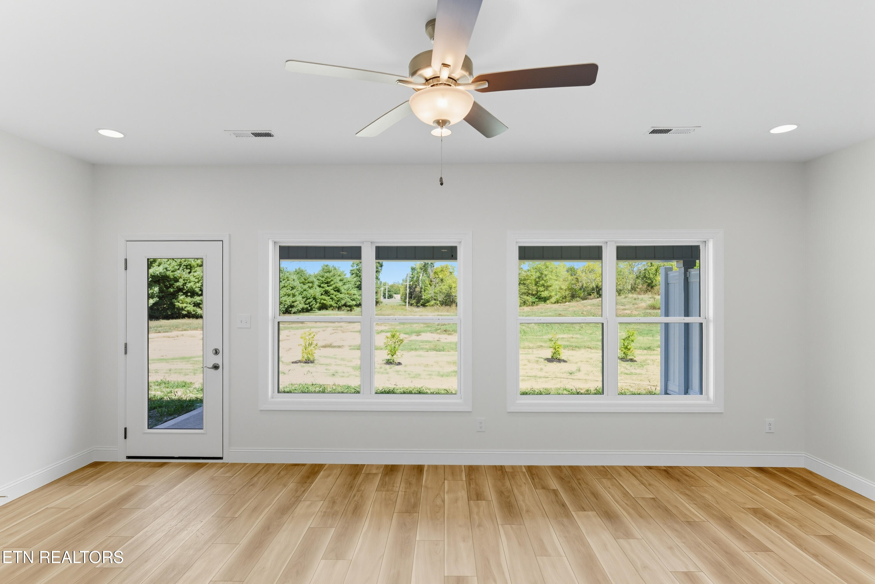 7352 Whispering Creek Lane