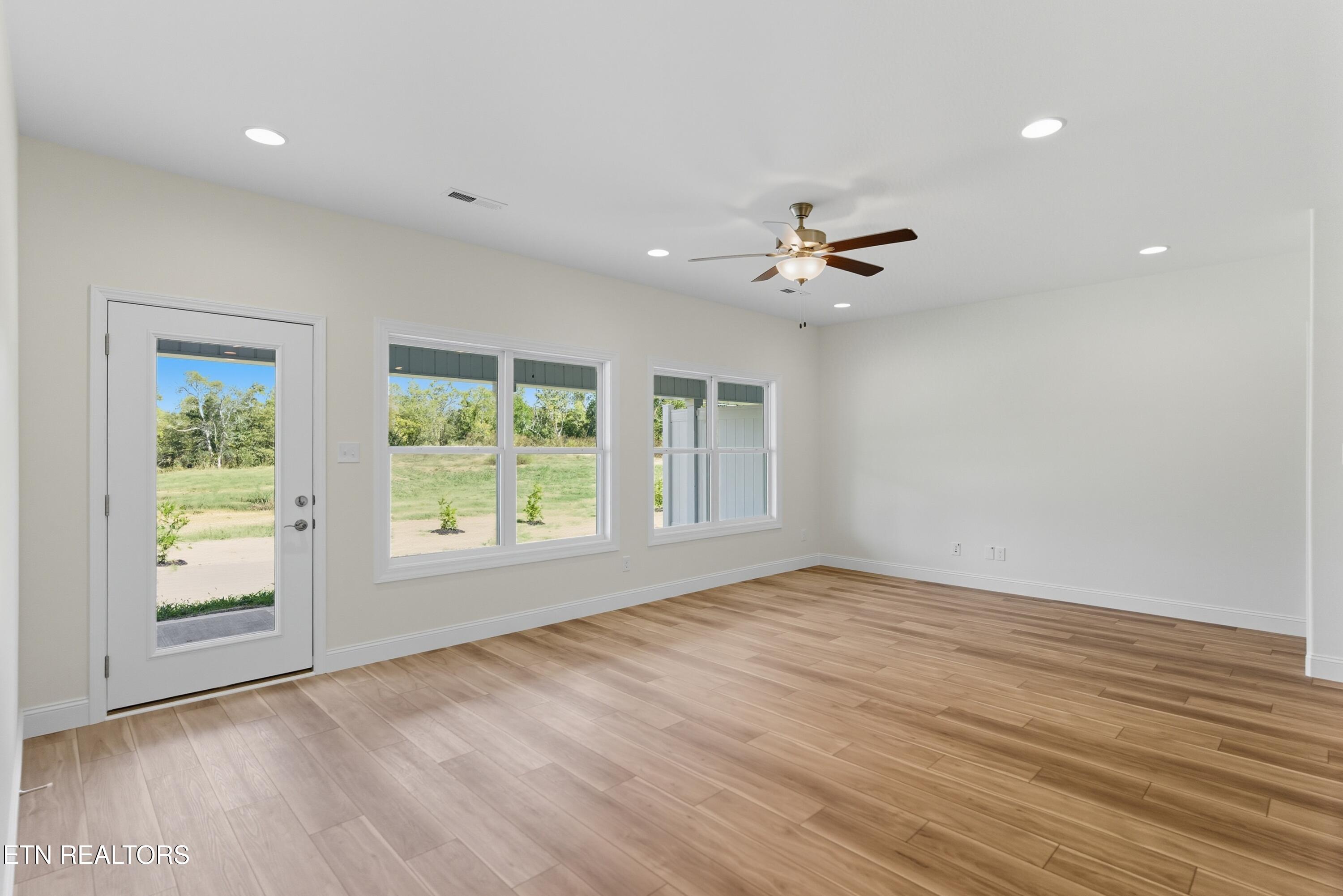 7352 Whispering Creek Lane