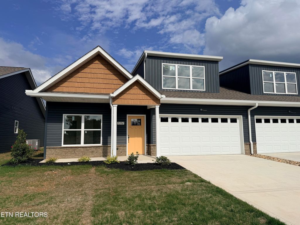 Photo of 7352 Whispering Creek Lane, Powell, TN 37849 (MLS # 1308666)