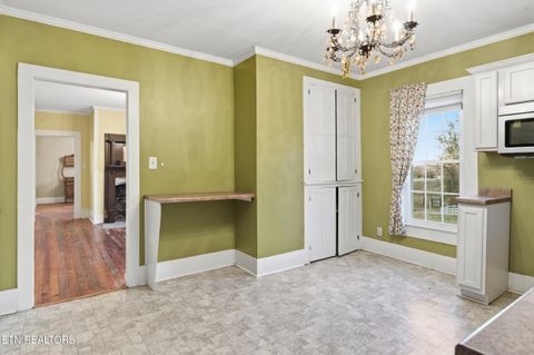 Tiny photo for 122 Binfield Rd, Maryville, TN 37801 (MLS # 1328272)